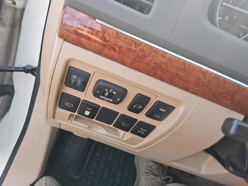 丰田 兰德酷路泽 2015 汽车图片 #10