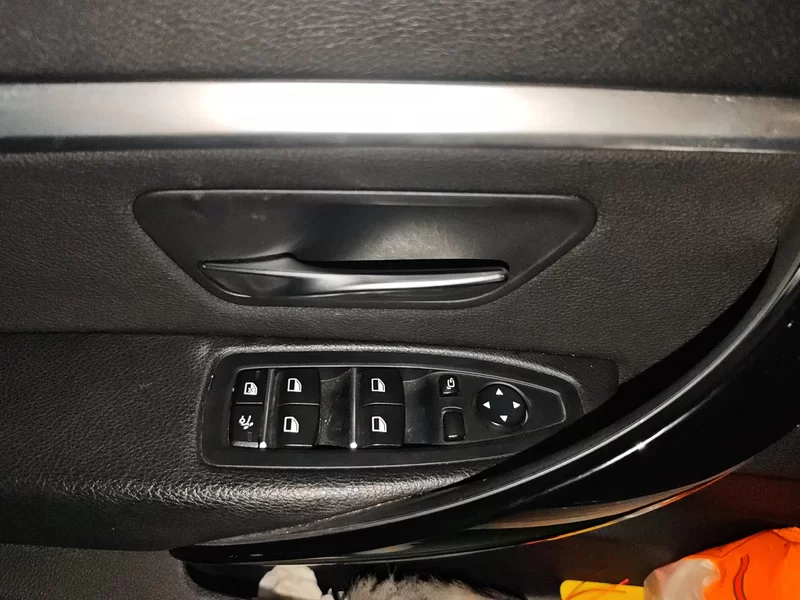 BMW 3 Series GT 2019 immagine di auto #10