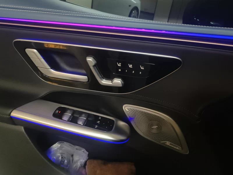 Mercedes-Benz EQE Class 2023 #10 Mercedes-Benz EQE Class 2023 immagine di auto #10