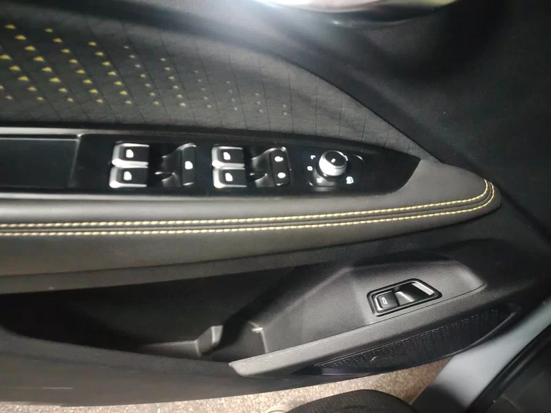 GEELY Tugella S 2022 #10 GEELY Tugella S 2022 car image #10