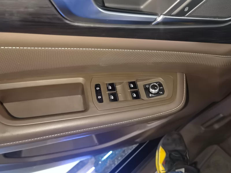 Volkswagen Viloran 2022 car image #10