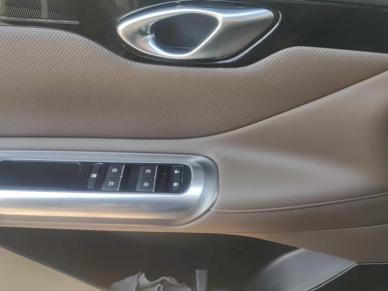 GAC Trumpchi E8 2024 #10 GAC Trumpchi E8 2024 car image #10