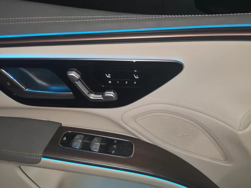 Mercedes-Benz EQS Class 2022 car image #10