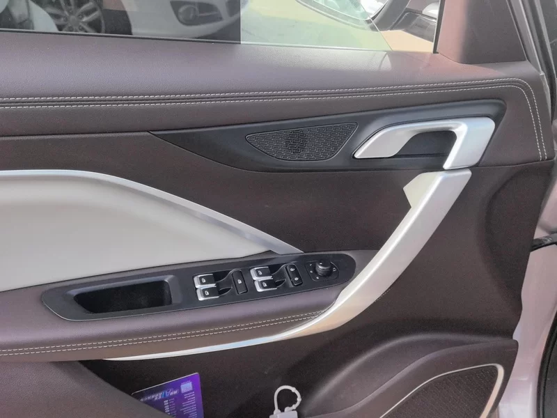 GEELY JiaJi 2020 immagine di auto #10