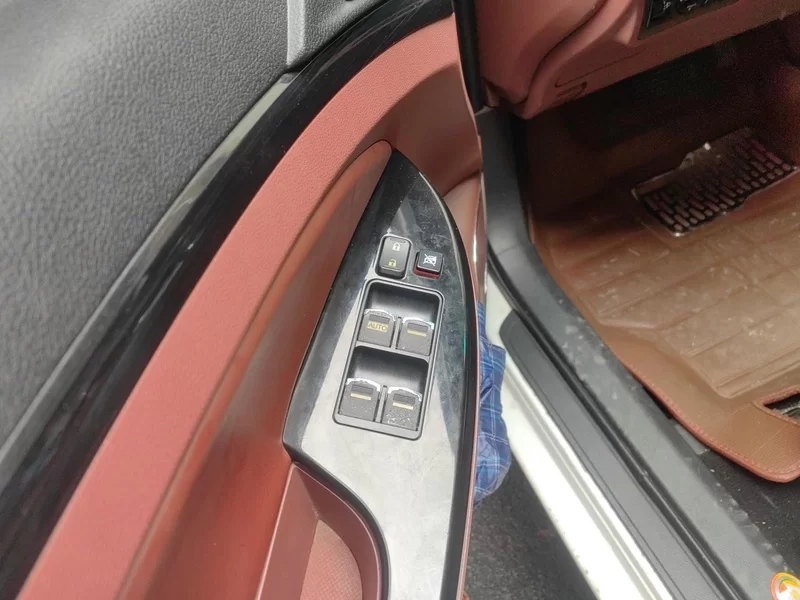 BYD SuRui 2015 #10 BYD SuRui 2015 car image #10