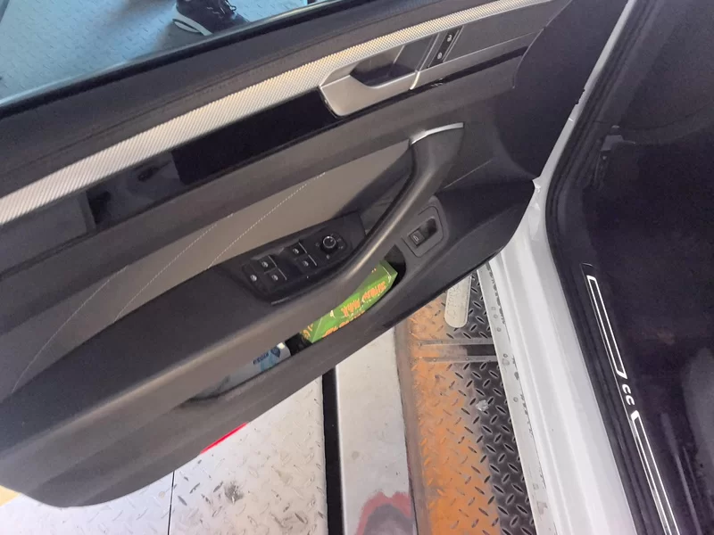 Volkswagen CC (FAW-Volkswagen) 2023 car image #10