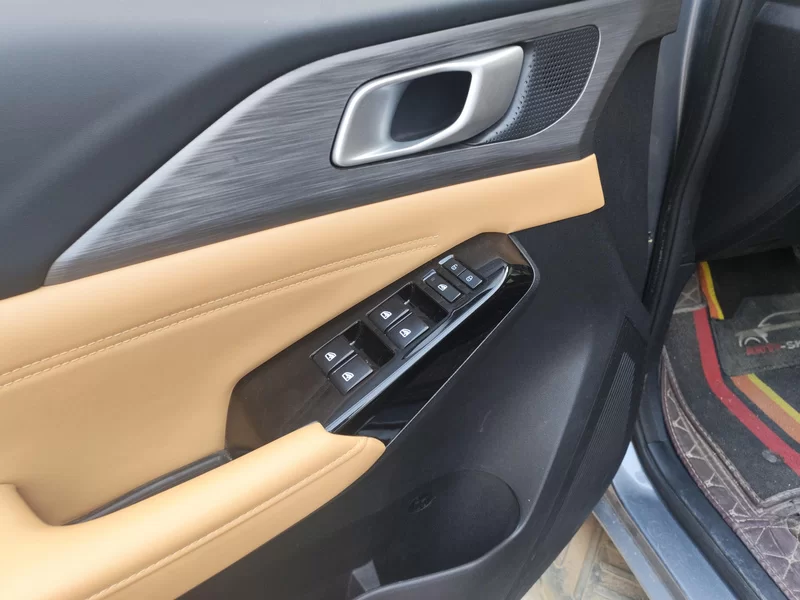 Changan LanTuoZhe 2023 car image #10