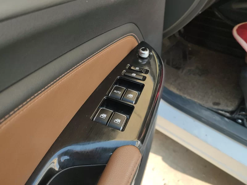 Changan CS75 PRO 2018 image de voiture #10