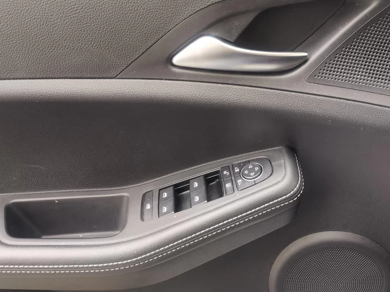 BYD Yuan New Energy 2020 car image #10