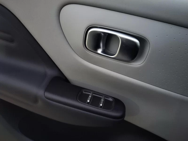 零跑汽车 零跑B10 2025 汽车图片 #10