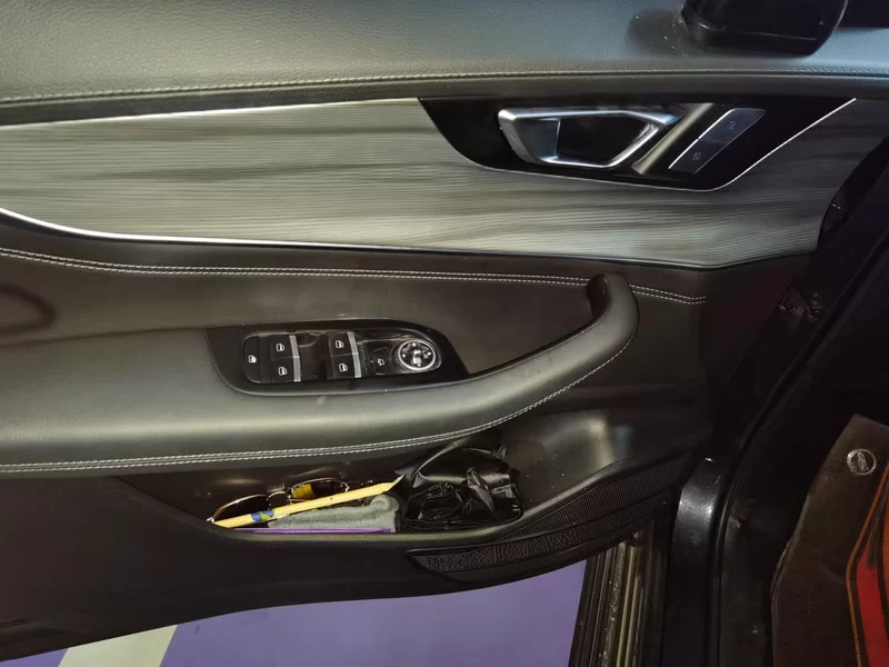 Chery Tiggo 8 Plus e+ 2022 car image #10