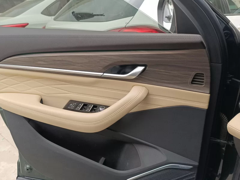 GEELY Monjaro MHEV 2024 car image #10