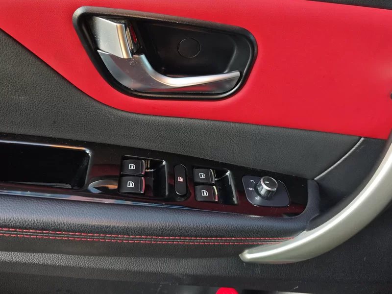 Haval H1 2015 car image #10