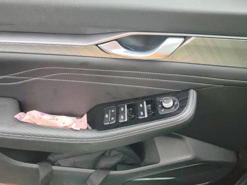 GEELY PrefaceL 2023 car image #10