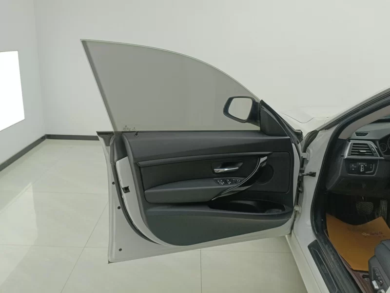 BMW 3 Series GT 2017 #10 BMW 3 Series GT 2017 immagine di auto #10