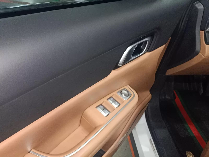 理想汽车 理想ONE 2021 汽车图片 #10