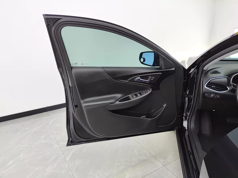 Chevrolet Malibu XL 2021 car image #10