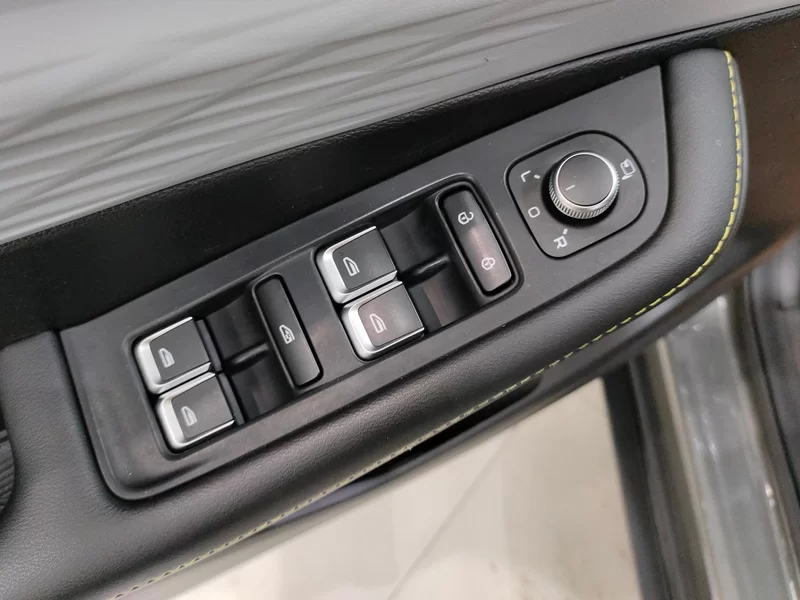 吉利汽车 2023 汽车图片 #10