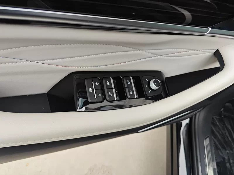 GEELY Monjaro MHEV 2022 #10 GEELY Monjaro MHEV 2022 car image #10