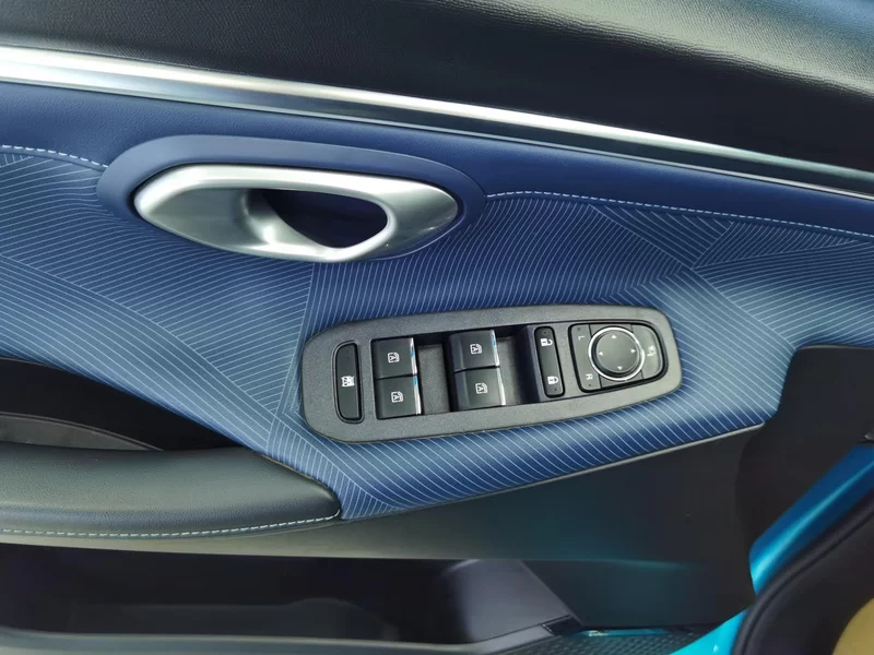 MG GS3 2023 immagine di auto #10