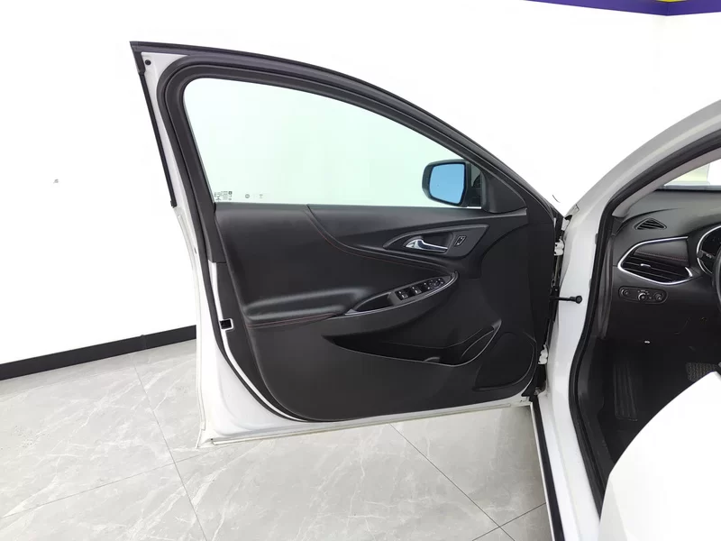 Chevrolet Malibu XL 2022 car image #10