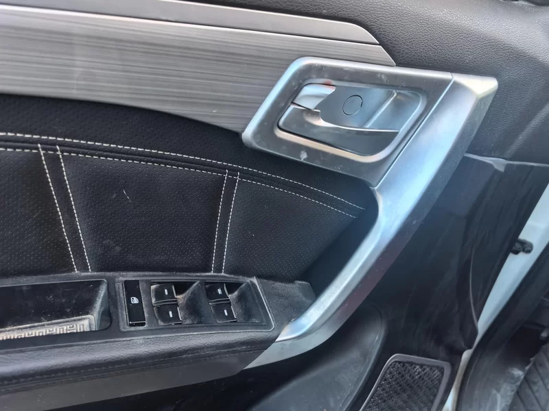 GEELY Vision X6 2017 immagine di auto #10
