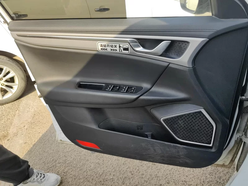 GEELY Emgrand GL 2019 car image #10