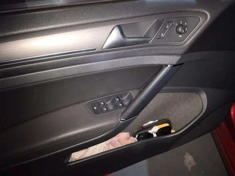 Volkswagen Golf 2015 car image #10