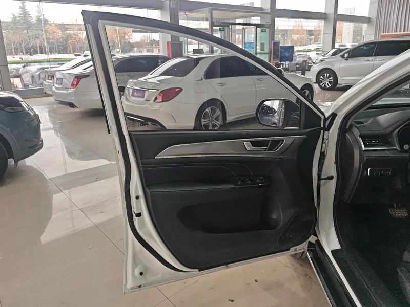 Haval M6 2022 #10 Haval M6 2022 immagine di auto #10