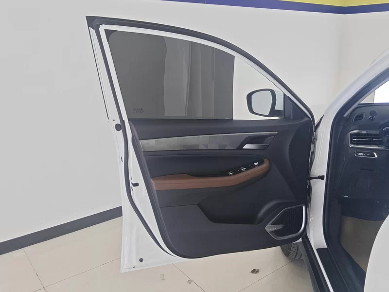 GEELY Vision X6 2022 car image #10