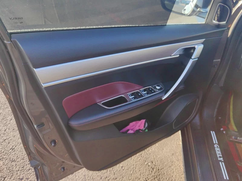 GEELY Coolray 2022 immagine di auto #10