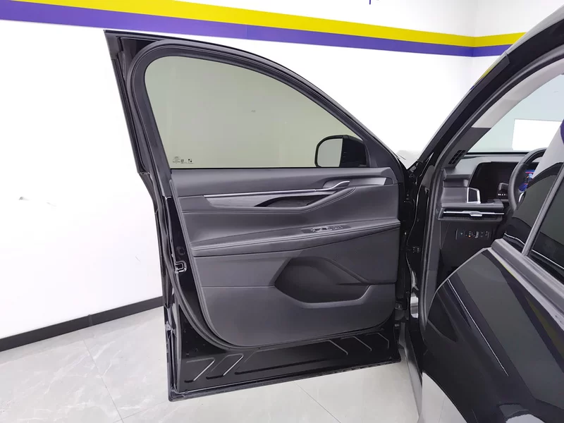 Ford Edge 2024 صورة سيارة #10