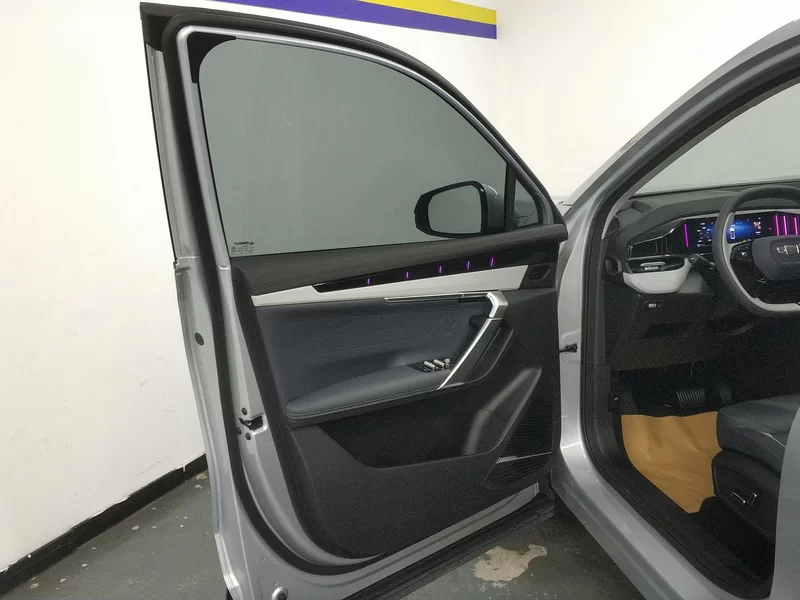 GEELY Boyue L 2025 car image #10