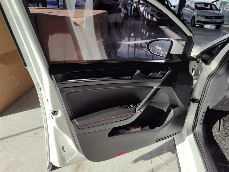 Volkswagen GolfGTI 2017 #10 Volkswagen GolfGTI 2017 car image #10