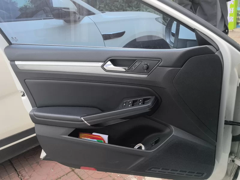 Volkswagen Lamando 2018 immagine di auto #10