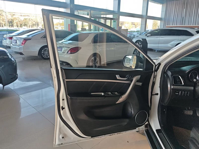 Haval M6 2018 #10 Haval M6 2018 car image #10