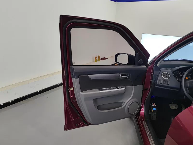 Suzuki Swift 2018 car image #10