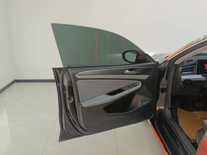 Volkswagen Lamando 2023 immagine di auto #10