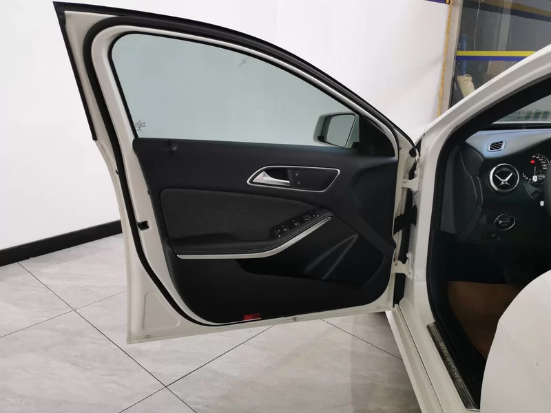 Mercedes-Benz A Class (Imported) 2016 car image #10