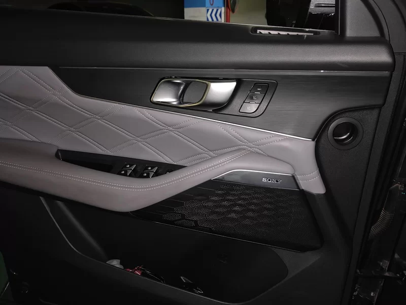 Changan UNI-K iDD 2023 car image #10