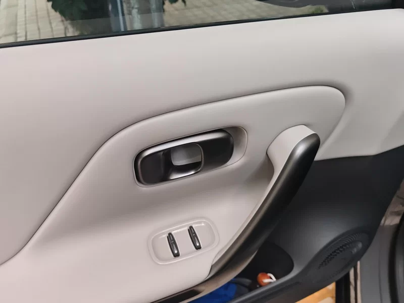 零跑汽车 零跑Lafa5 2025 汽车图片 #10