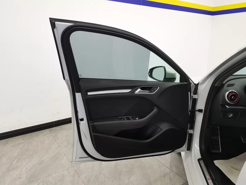 Audi A3 2019 immagine di auto #10