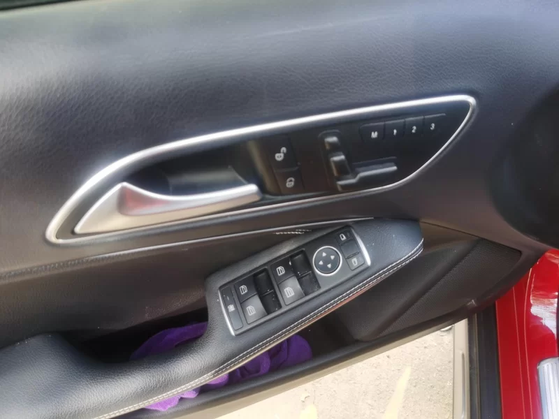 Mercedes-Benz GLA Class 2017 car image #10