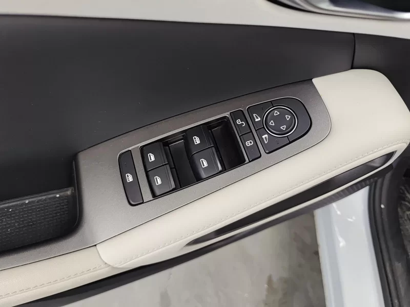 BYD YuanUP 2024 #10 BYD YuanUP 2024 car image #10