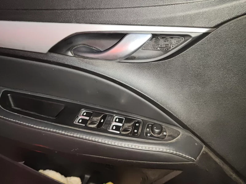 GEELY Emgrand 2018 car image #10