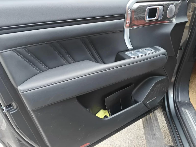 Tank 2025 #10 Tank 2025 car image #10