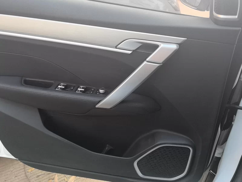 GEELY Coolray 2024 car image #10