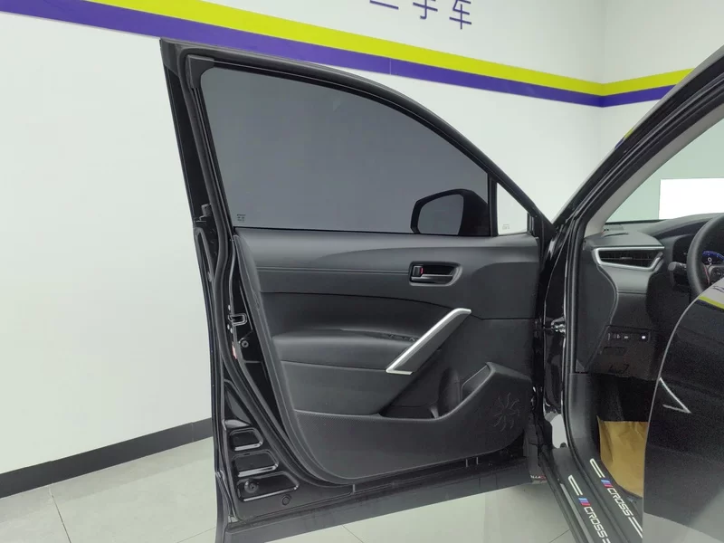 Toyota 2025 car image #10