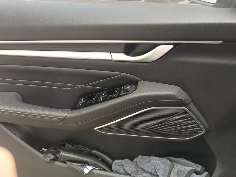 GEELY Emgrand 2023 immagine di auto #10