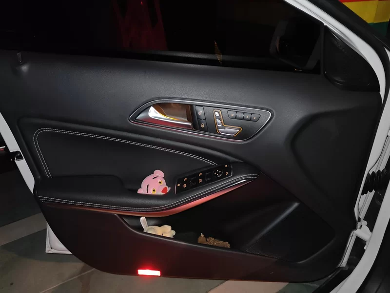 Mercedes-Benz GLA Class 2019 car image #10